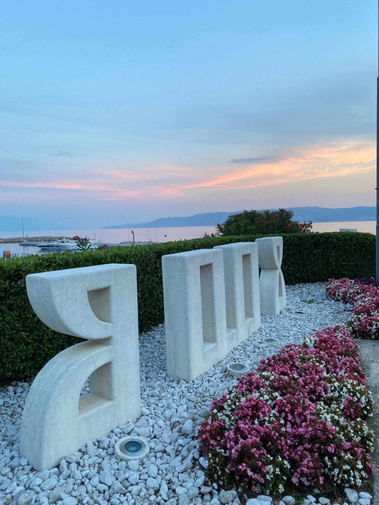 Haus Ella Apartment Novi Vinodolski Ngoại thất bức ảnh