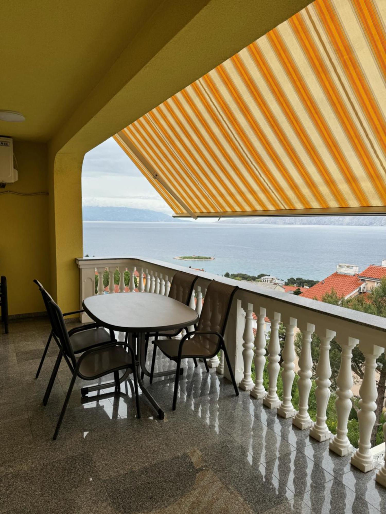 Haus Ella Apartment Novi Vinodolski Ngoại thất bức ảnh