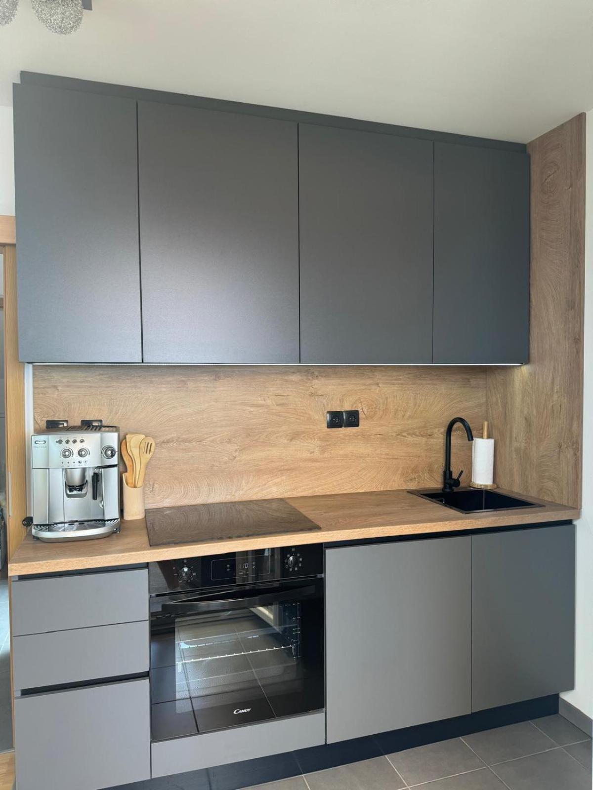 Haus Ella Apartment Novi Vinodolski Ngoại thất bức ảnh