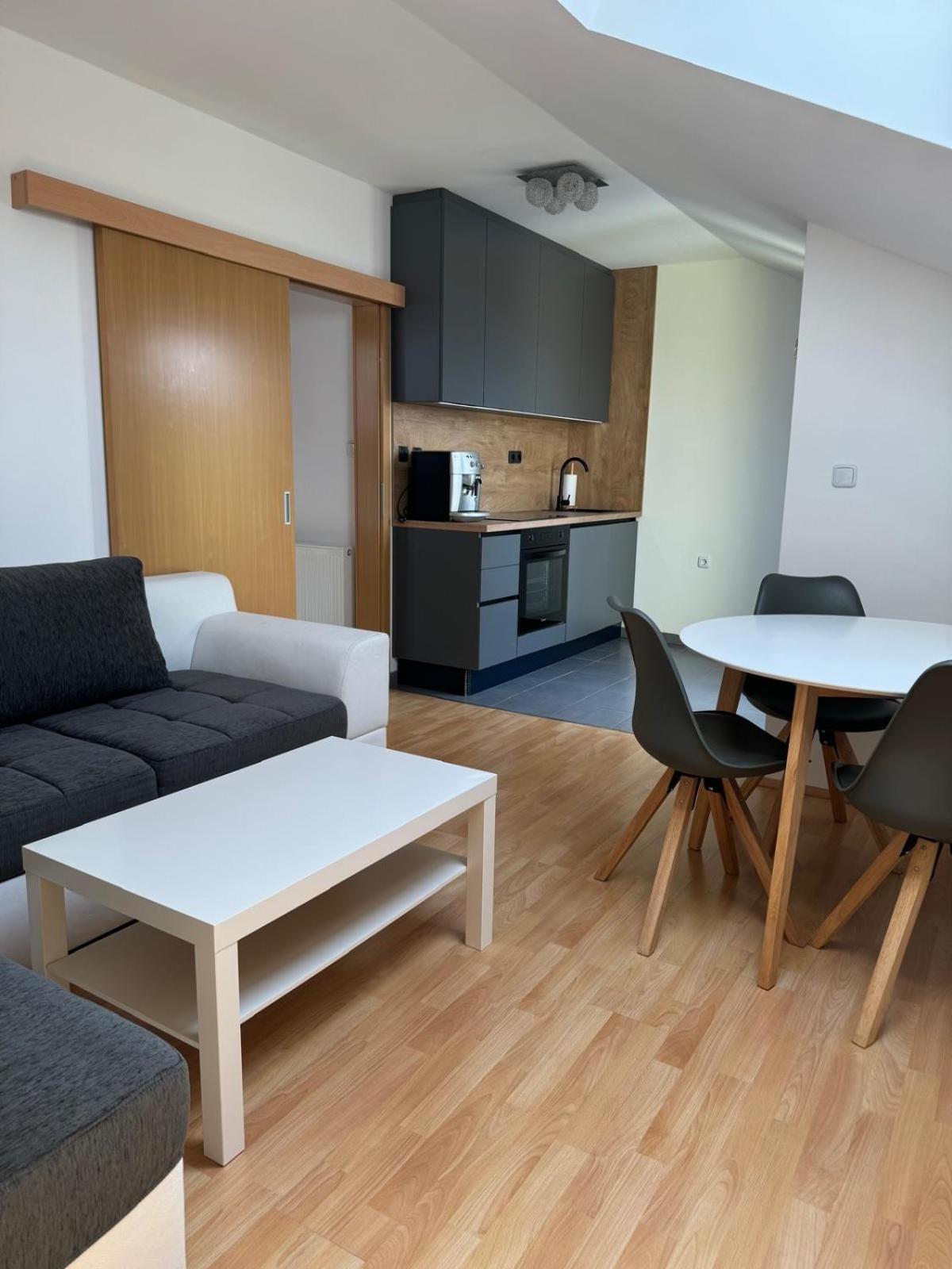 Haus Ella Apartment Novi Vinodolski Ngoại thất bức ảnh